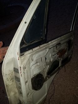 Right door for isuzu npr 87 to 95