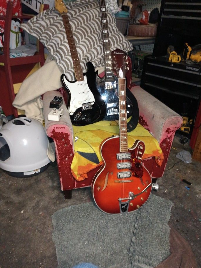 Guitars And Pedals