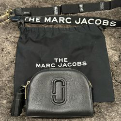 Marc Jacobs Shutter Crossbody 