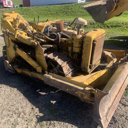 Caterpillar D2 Bull Dozer For Parts Or Repair 