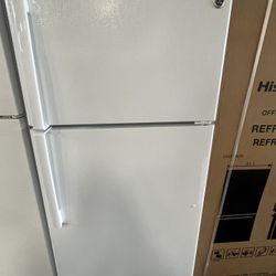 Refrigerator GE 28”