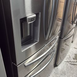 Samsung Four-Door French Door Refrigerator
