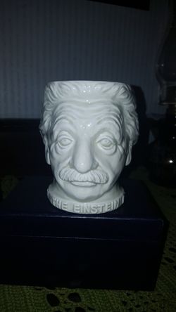 The Einsein Mug w/theory of relativity