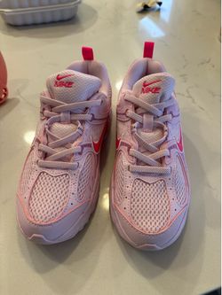 Girls Nike VR RNR size 3