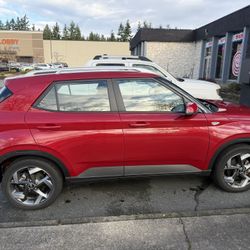 Hyundai Venue SEL Sports Utility 4D 2021