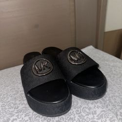 michael kors sandals