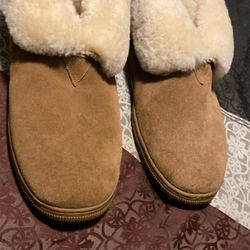 And slippers size 13