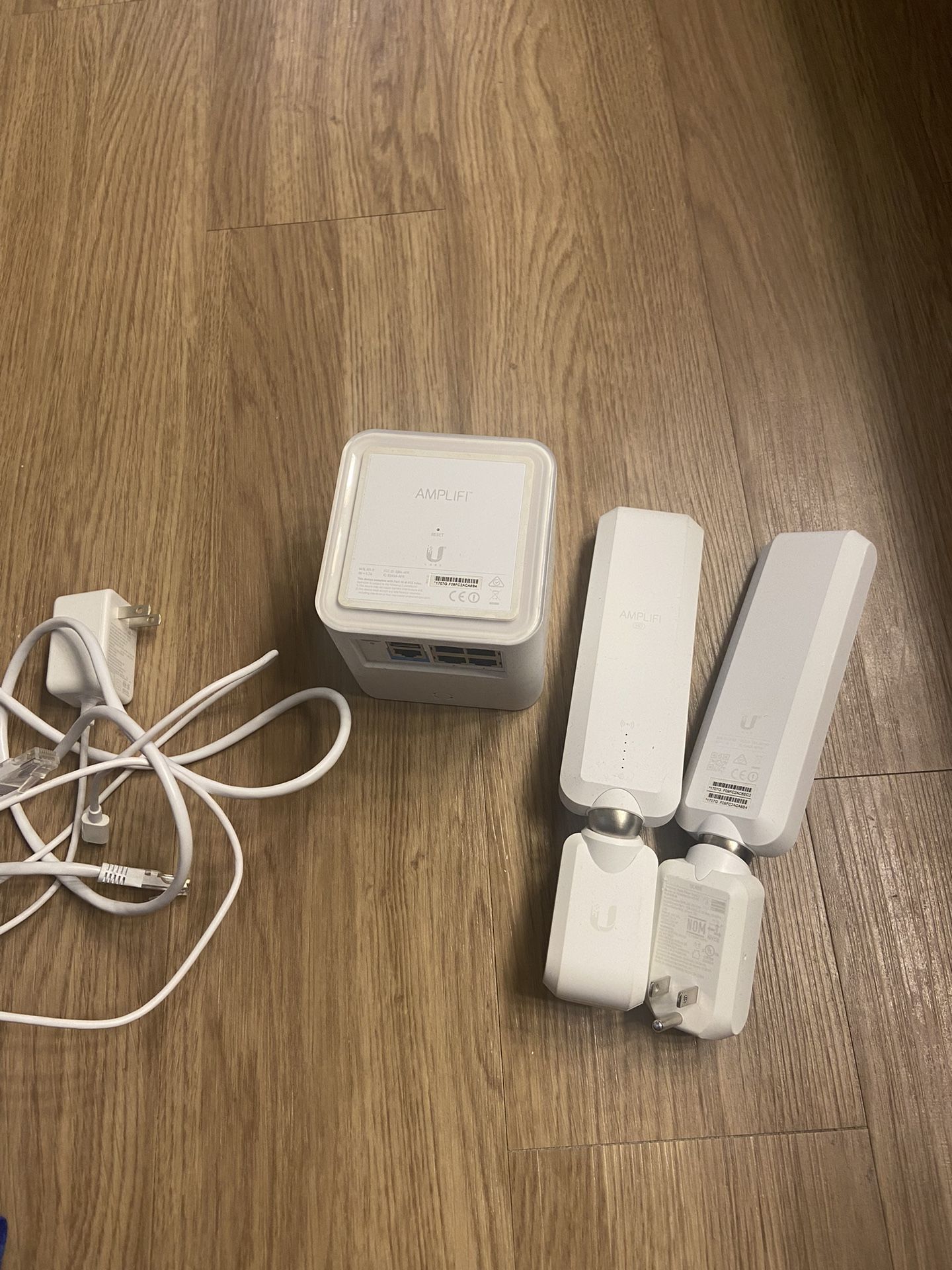 AMPLIFI Wifi System
