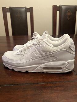 Nike Air Max 90 Men Shoes. Size US 10.5. White. Preowned.