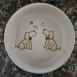 Hand-painted Singing Dogs Bowl 7" diameter By Tabletops