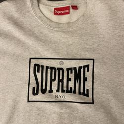 Supreme Crewneck Medium 