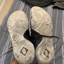 Nike kyrie flytrap 2s