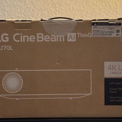 LG Hu70lab 4K Projector (1,500 Lumens)