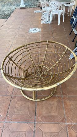 Papasan Chair