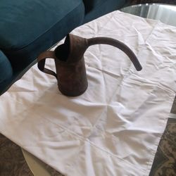 OLD ONE QUART OIL CAN