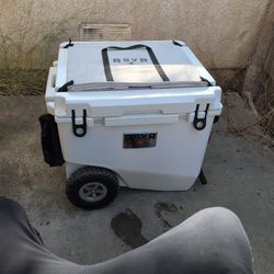 Rovr Cooler