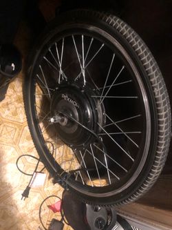 Electric rear bike rim in excellent working condition