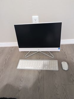 HP computer comes with mouse and keyboard