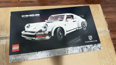 Brand New Sealed LEGO Icons Porsche 911 Collectible Car Model Kit 10295