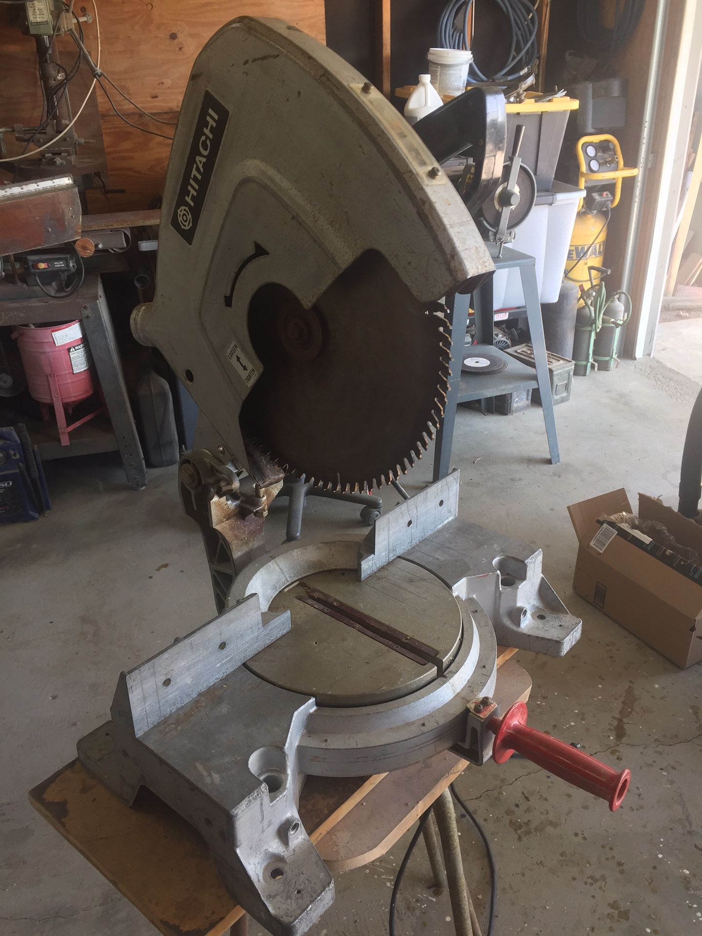 HITACHI 15” MITRE SAW will trade for slide saw or what have you
