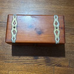 Vintage Jewelry Box 