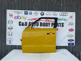 KIA SOUL -2014 2015 2016 2017 2018 2019 Front door shell left driver side LH used original OEM