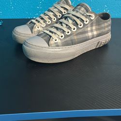 Size 6.5, No Box And Trades