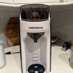 Baby Brezza Formula Pro Advanced 