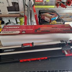 Husky24 in.​ Tile Cutter with Tungsten Carbide Blade and Adjustable Gauge