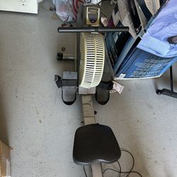 Rowing Machine 