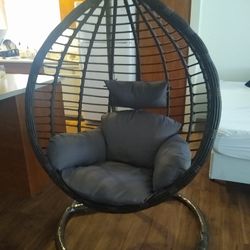  Bubble Chair.        NEW POST
