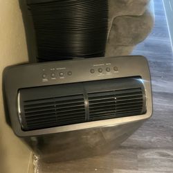 Portable air conditioner