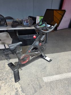 Peloton bike to work out