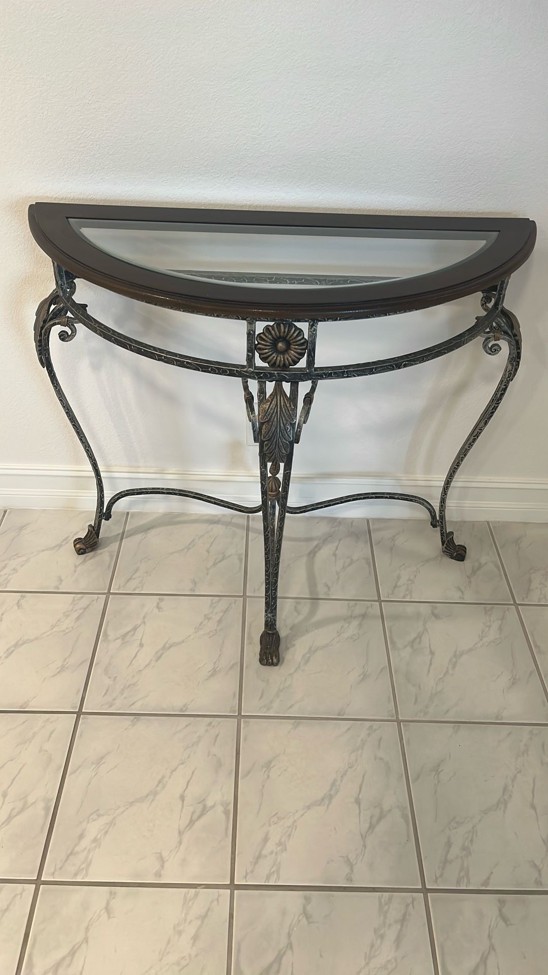 Entry Way Table