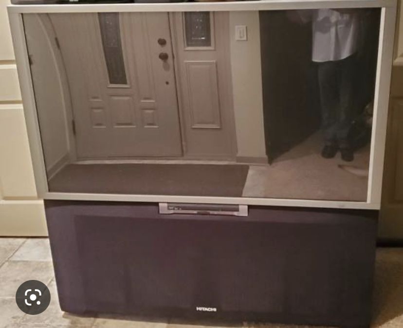 Hitachi 57F500 57" rear projection TV ($100 O.B.O)