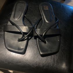 Cute Brand New Sandals 