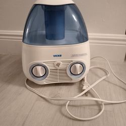 Cool Mist Humidifier + 4 Filters Included 