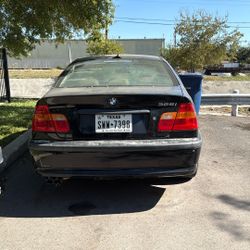 BMW 325i Sedan 2004