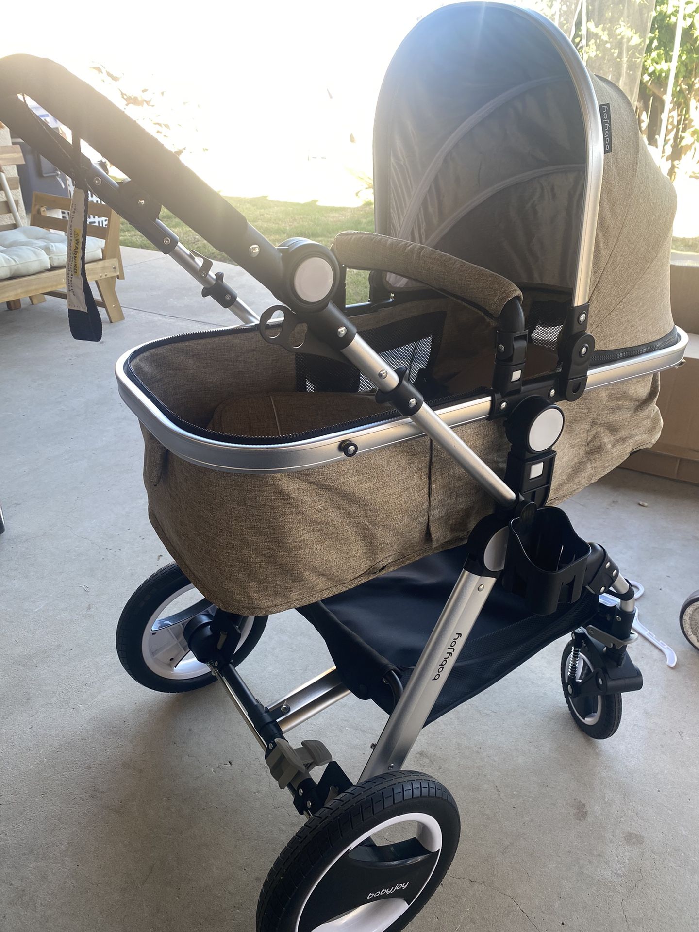 BABY JOY Baby Stroller, 2-in-1 Convertible Bassinet Reclining Stroller, Foldable Pram Carriage with 5-Point Harness, Including Cup Holder, Foot Cover,