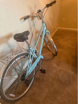 Lovely ladies / Girls bike