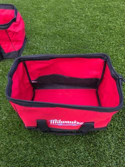 Tool Bags 16" L x 11" H x 10" W Milwaukee (each)