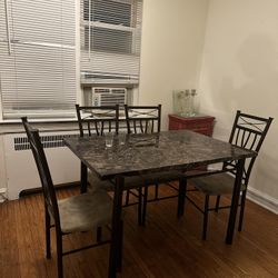 Dining Room Table and 4 Chairs