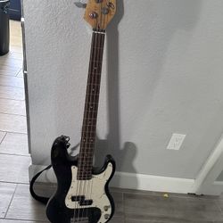 Electric Bass / Guitar