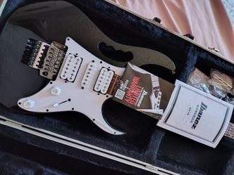 Ibañez guitar
