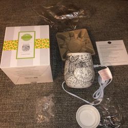 New Halloween Scentsy warmer