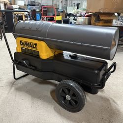 DeWalt 210,000 Btu/h 6000 sq ft Forced Air Diesel/Kerosene Heater