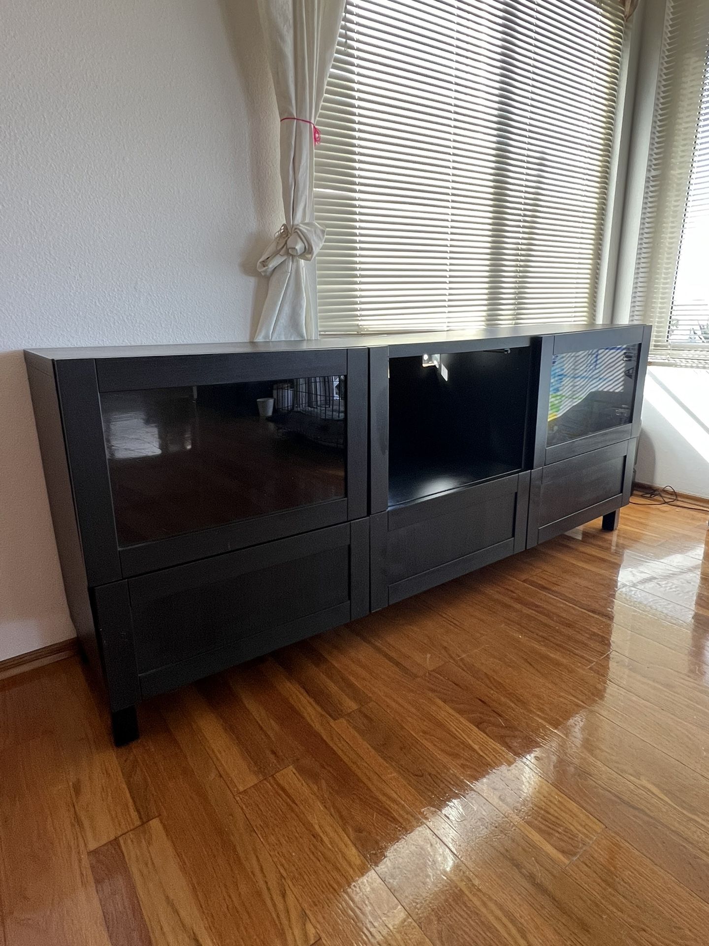 TV Stand/ Dresser/ Table/ Entertainment/ Organizer