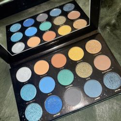 Eyeshadow Palette