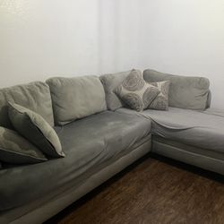 Sofa / Couches 