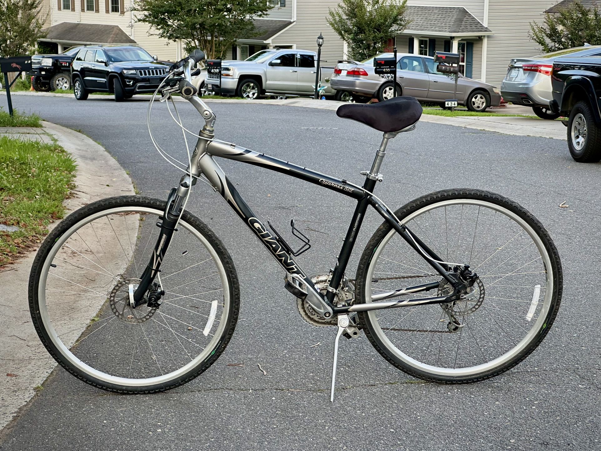Giant Cypress LX Disc Hybrid Bike - Large